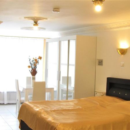 Apartment Storchenfaerbe Memmingen Buitenkant foto